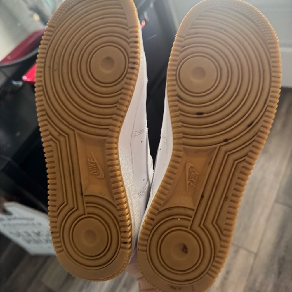 Nike Air Force 1 Low '07 White Brown Gum youth size 7 - women’s size 8.5 - Picture 10 of 11